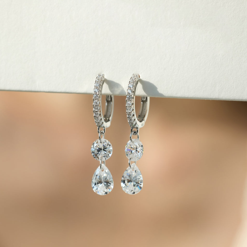Aretes Colgantes Gota de Cristal